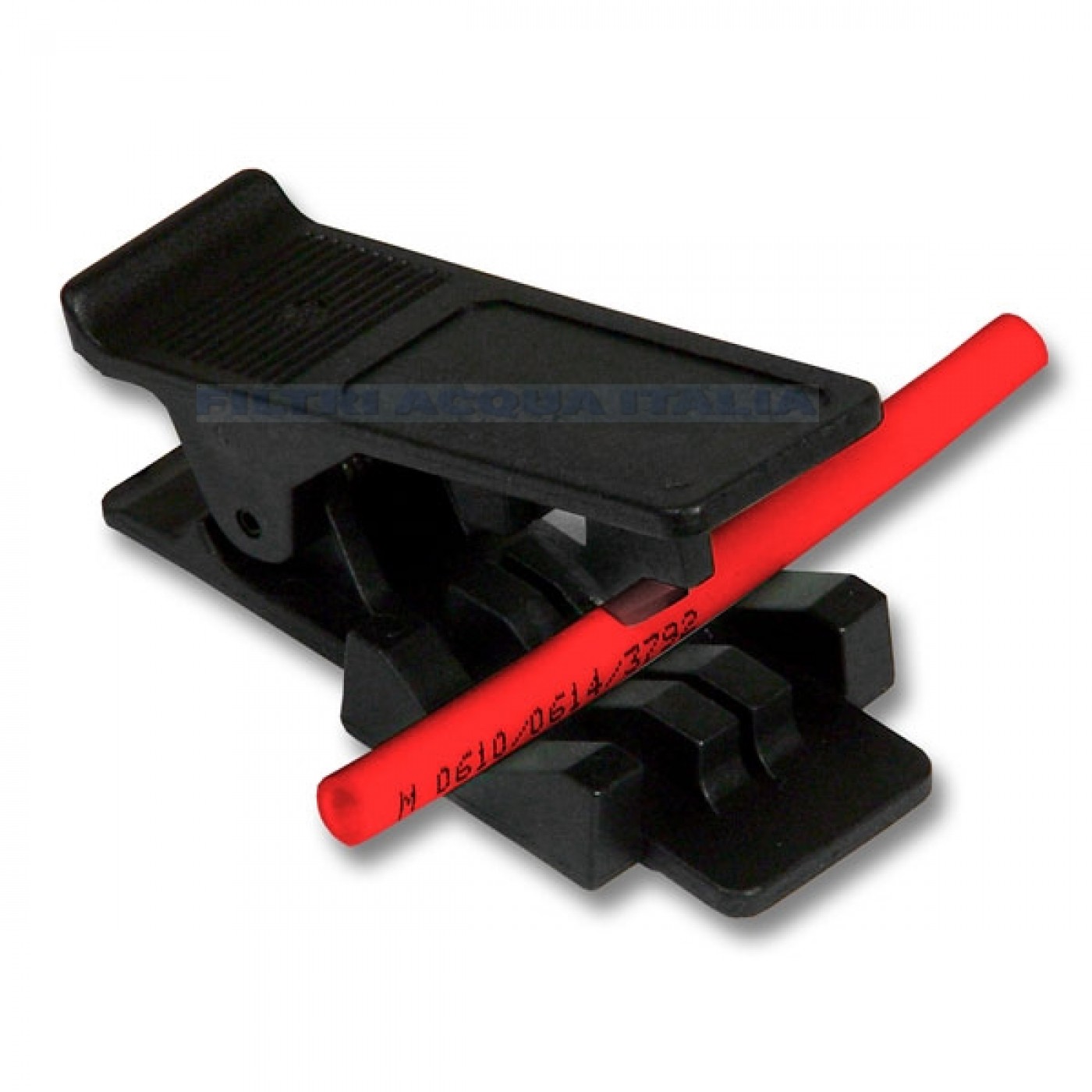 TAGLIA TUBO JOHN GUEST